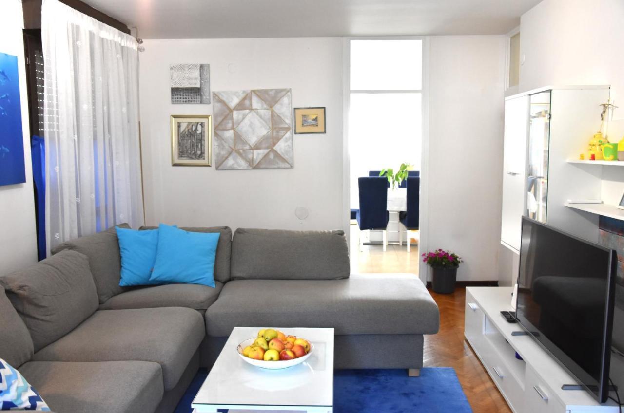 Apartment Bulimbasic Split Eksteriør billede