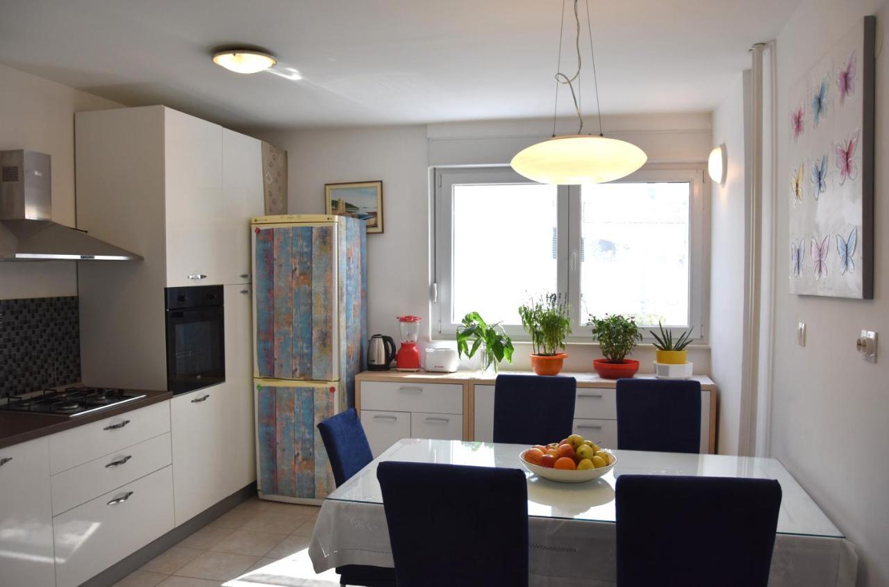 Apartment Bulimbasic Split Eksteriør billede