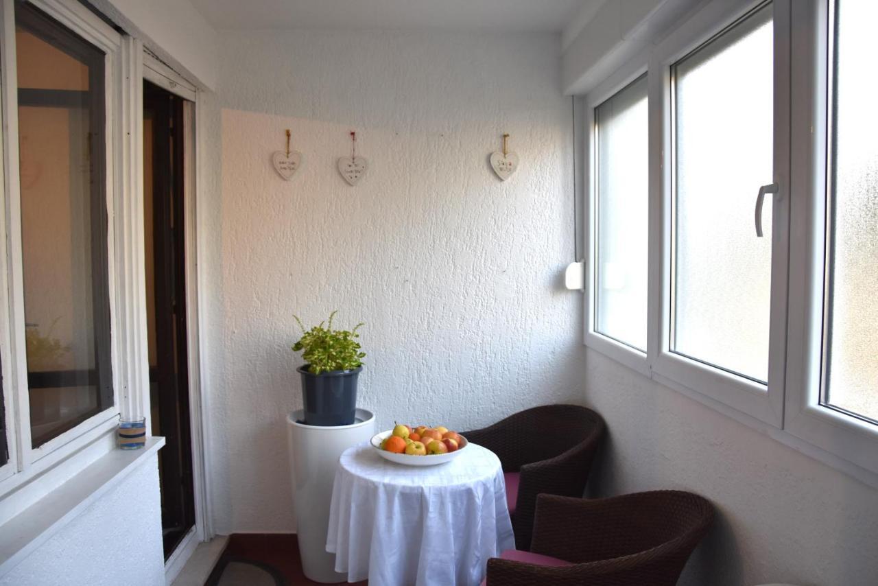 Apartment Bulimbasic Split Eksteriør billede